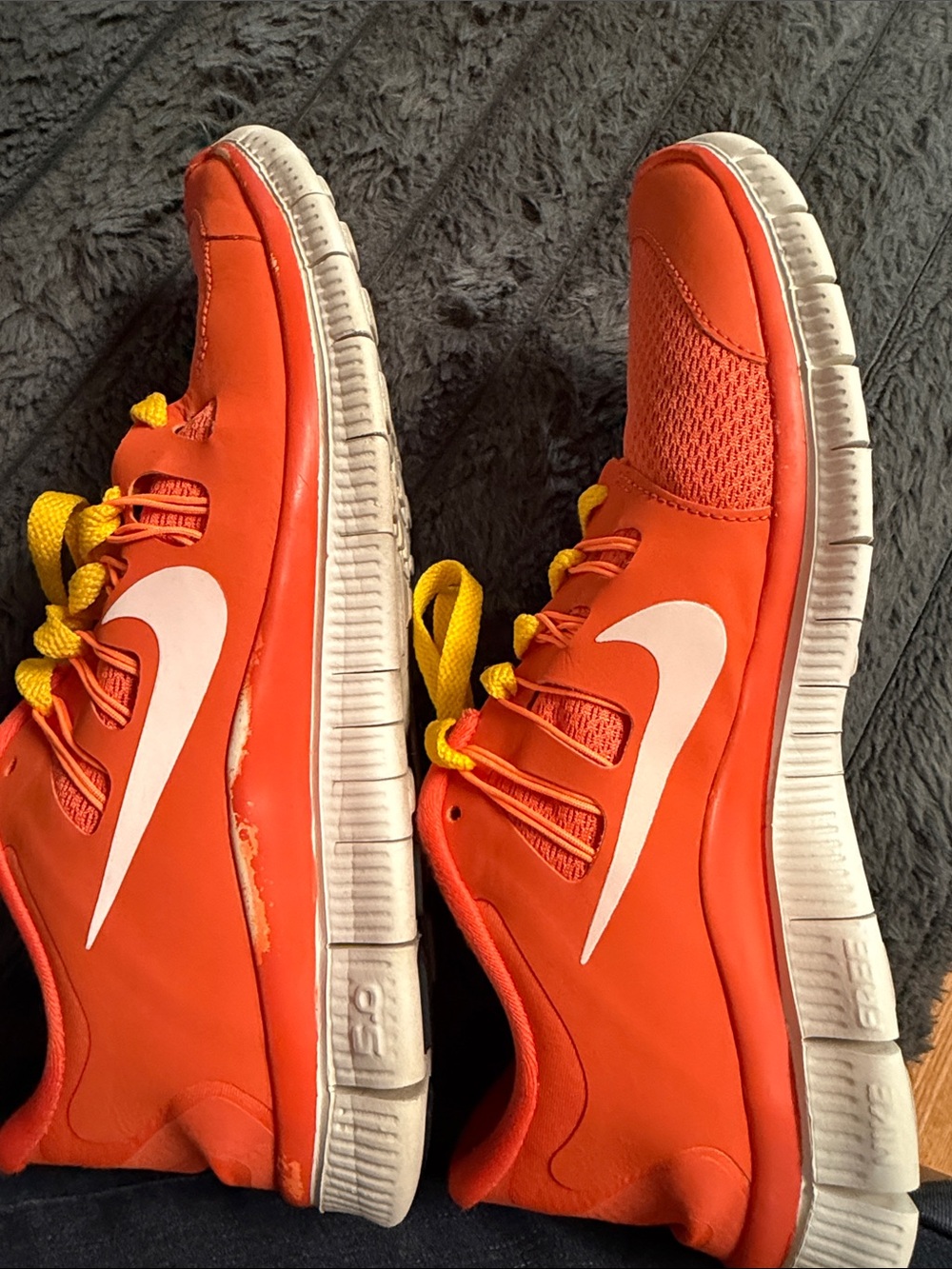 Nike Orange Running Shoes with Yellow Laces - Picture 10 of 12